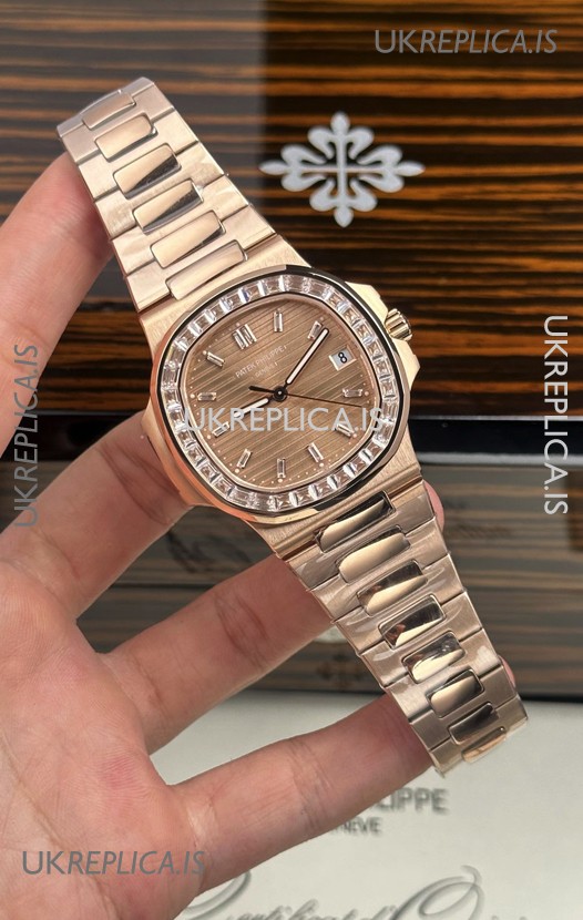 Patek Philippe Nautilus 5723 Rose Gold White Sapphires Super Clone Watch 