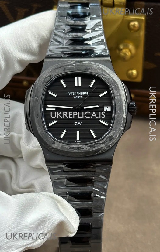 Patek Philippe Nautilus 5711 DiW FULL CARBON Super Clone Watch 
