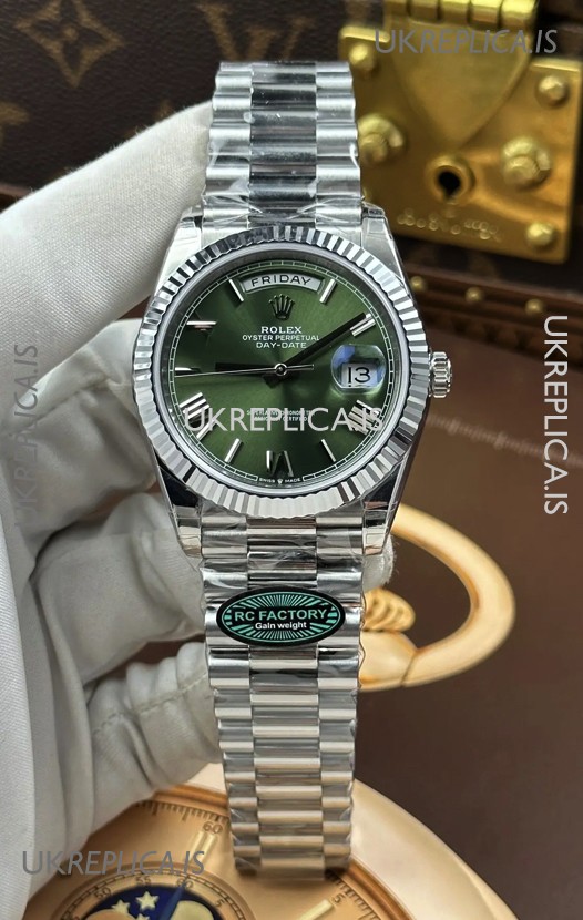 Rolex Day Date 228236 Stainless Steel Green Roman Dial Super Clone Watch 