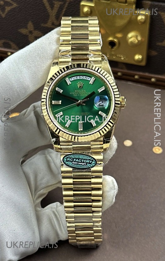 Rolex Day Date 228238 Yellow Gold Green Crystal Dial Super Clone Watch 