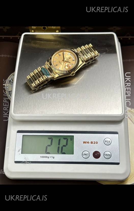 Rolex Day Date 228238 Yellow Gold in Gold Crystal Dial Super Clone Watch 